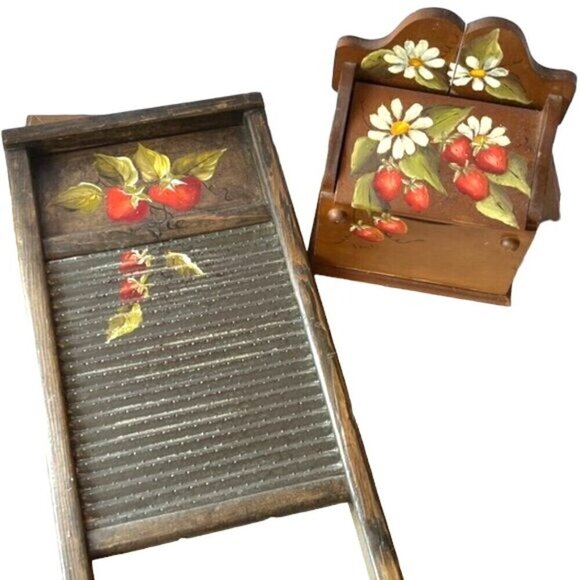 Vintage Solid Wood Recipe Box & Washboard Strawberry Motif Rustic Kitchen Decor - Picture 1 of 11